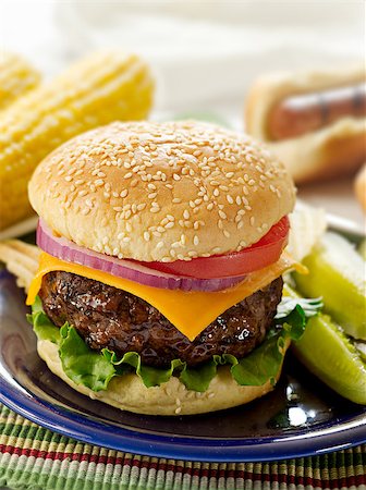 simsearch:400-06090558,k - hamburger meal Stock Photo - Budget Royalty-Free & Subscription, Code: 400-04414144