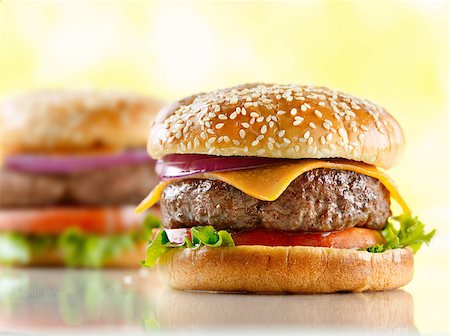 simsearch:400-06090558,k - cheeseburger Stock Photo - Budget Royalty-Free & Subscription, Code: 400-04414184