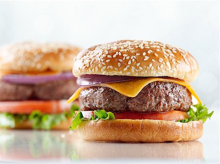 simsearch:400-06090558,k - cheeseburger Stock Photo - Budget Royalty-Free & Subscription, Code: 400-04414185