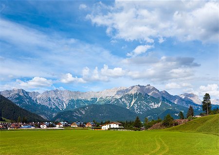 simsearch:400-05135647,k - Alps mountain meadow tranquil summer view (Austria, Gosau village outskirts) Stock Photo - Budget Royalty-Free & Subscription, Code: 400-04420153