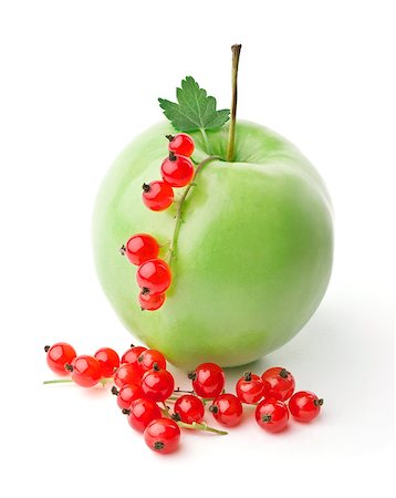simsearch:400-07096505,k - Apple and sprigs of red currants isolated on white background Stock Photo - Budget Royalty-Free & Subscription, Code: 400-04423668