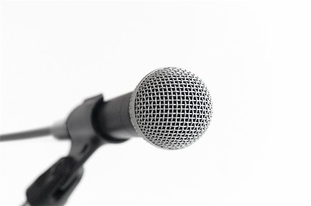 simsearch:400-06954069,k - Shure SM58 classic dynamic microphone on a white background Photographie de stock - Aubaine LD & Abonnement, Code: 400-04430087