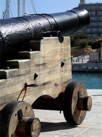 sentinel - Medieval authentic cannon on the coast in Malta Stock Photo - Budget Royalty-Free & Subscription, Code: 400-04433932