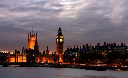simsearch:400-04258179,k - Big Ben with House of Parliament Londona and Thames River Stock Photo - Budget Royalty-Free & Subscription, Code: 400-04448639
