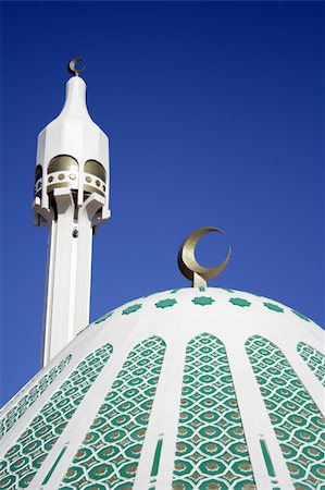 Modern mosque in kuwait Stock Photo - Budget Royalty-Free & Subscription, Code: 400-04458534