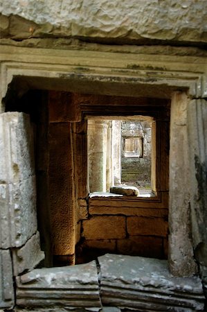 simsearch:400-04592511,k - The windows of Angkor temple Stock Photo - Budget Royalty-Free & Subscription, Code: 400-04450589