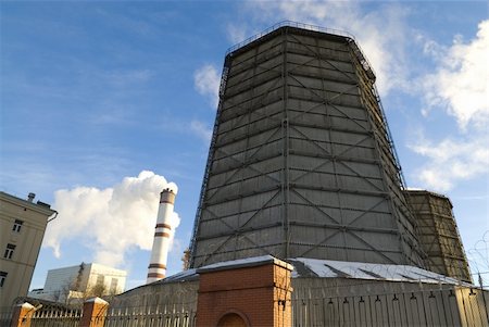 Electric power station chimneys Photographie de stock - Aubaine LD & Abonnement, Code: 400-04488158