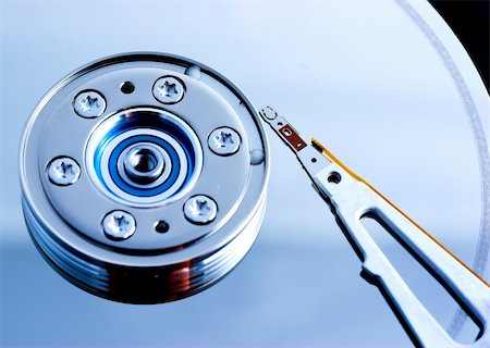 simsearch:400-05252692,k - Open hard disk drive - shallow depth of field with focus on the needle Stock Photo - Budget Royalty-Free & Subscription, Code: 400-04488250