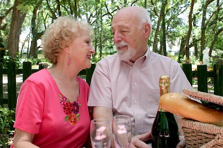 simsearch:400-04208630,k - A senior couple enjoying a romantic picnic for two. Stock Photo - Budget Royalty-Free & Subscription, Code: 400-04483962