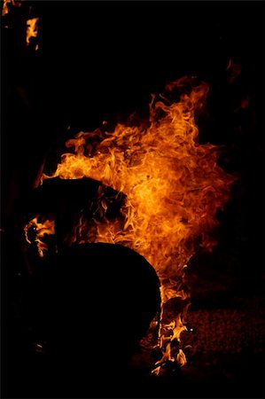 Burning Falla in Valencia. Big column of fire Stock Photo - Budget Royalty-Free & Subscription, Code: 400-04517997