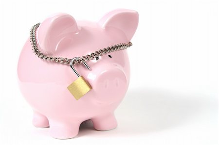simsearch:400-06077471,k - Pink Piggy Bank on isoalted on white background with lock Stock Photo - Budget Royalty-Free & Subscription, Code: 400-04524646