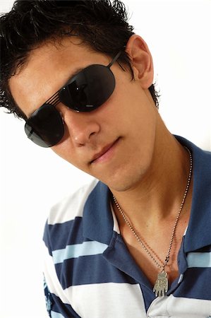 simsearch:400-04163139,k - Portrait of young man wearing sunglasses with attitude Stock Photo - Budget Royalty-Free & Subscription, Code: 400-04528082