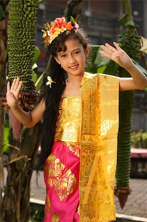 Balinese Dancer Girl Stock Photo - Budget Royalty-Free & Subscription, Code: 400-04546194