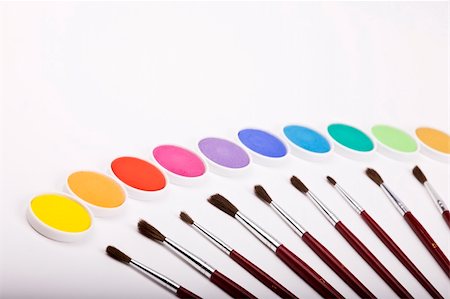 Water-color box with paint brushes on white background Stock Photo - Budget Royalty-Free & Subscription, Code: 400-04556499