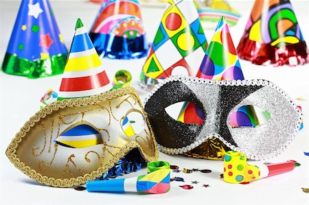 simsearch:400-04664354,k - Party accessories for New Year Eve, birthday party or carnival Foto de stock - Super Valor sin royalties y Suscripción, Código: 400-04552315