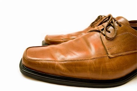 simsearch:700-00157050,k - Pair of brown men shoes, on white background Stock Photo - Budget Royalty-Free & Subscription, Code: 400-04564460