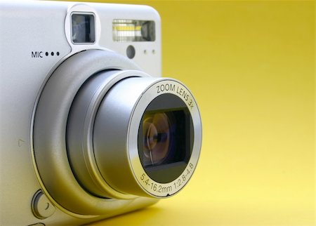 simsearch:400-04294580,k - zoom lens 3x Stock Photo - Budget Royalty-Free & Subscription, Code: 400-04564984