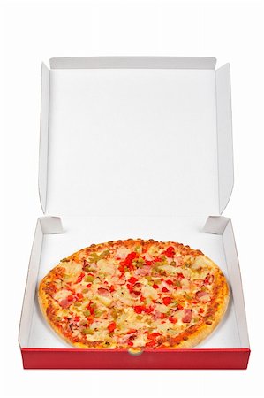 simsearch:400-04479187,k - Tasty Italian pizza in the carton box, isolated on white background Stock Photo - Budget Royalty-Free & Subscription, Code: 400-04569722