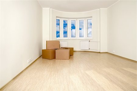 simsearch:400-07820254,k - Interior of an empty room with the packed boxes, shined with a sunlight Stock Photo - Budget Royalty-Free & Subscription, Code: 400-04604300
