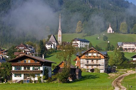 simsearch:400-05135647,k - Gosau, beautiful town in Salzkammergut region, Austria Stock Photo - Budget Royalty-Free & Subscription, Code: 400-04606777