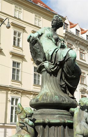 Statues infront of buildings in Vienna, Austria Stock Photo - Budget Royalty-Free & Subscription, Code: 400-04616595
