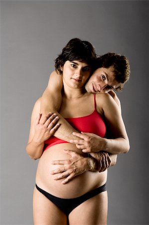 simsearch:400-04866555,k - Beautiful happy couple in love expecting a baby Foto de stock - Super Valor sin royalties y Suscripción, Código: 400-04625958