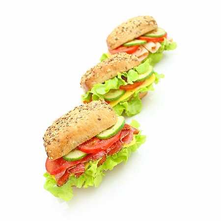 simsearch:700-01716556,k - Fresh sandwich with vegetables Photographie de stock - Aubaine LD & Abonnement, Code: 400-04646371