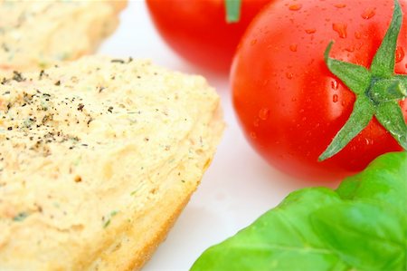 simsearch:400-06796273,k - Bruschetta Stock Photo - Budget Royalty-Free & Subscription, Code: 400-04643547