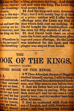 simsearch:400-05890930,k - Close up of old Holy bible book Stock Photo - Budget Royalty-Free & Subscription, Code: 400-04658937