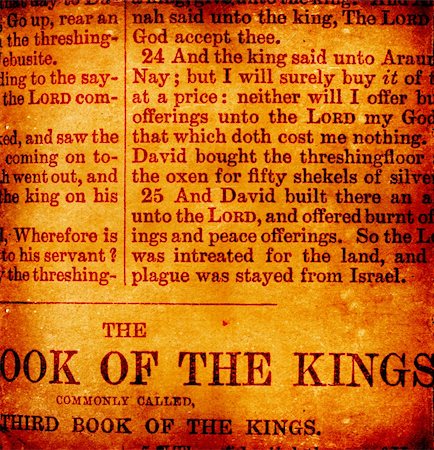 simsearch:400-05890930,k - Close up of old Holy bible book Stock Photo - Budget Royalty-Free & Subscription, Code: 400-04658943