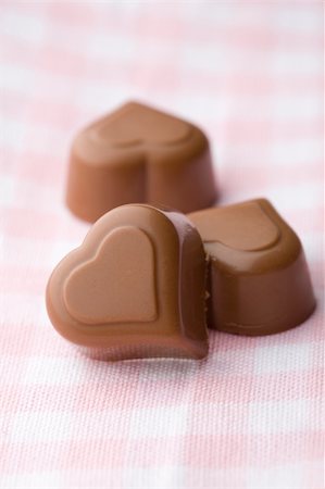 simsearch:400-05136453,k - Heart shape chocolate for Valentine's day or Christmas Stock Photo - Budget Royalty-Free & Subscription, Code: 400-04675806