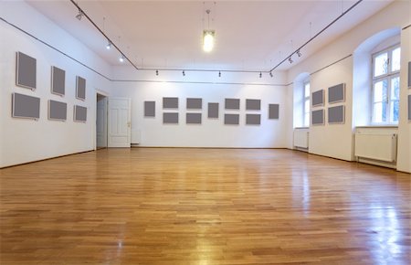 simsearch:400-04907463,k - Empty art gallery with blank pictures on the wall - wide angle view Stock Photo - Budget Royalty-Free & Subscription, Code: 400-04676931