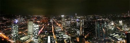 simsearch:400-05706130,k - German city Frankfurt with financial district Westend at night Stock Photo - Budget Royalty-Free & Subscription, Code: 400-04680339
