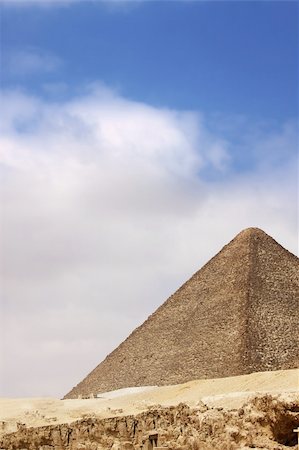 simsearch:400-05098768,k - Sphinx and the Great Pyramid in the Egypt Stock Photo - Budget Royalty-Free & Subscription, Code: 400-04698999