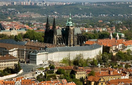 simsearch:400-05193127,k - Prague Castle view from the lookout tower Petrin Stock Photo - Budget Royalty-Free & Subscription, Code: 400-04718016