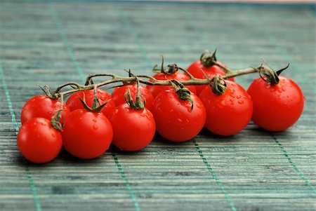 simsearch:400-04393672,k - Fresh tomatoes, landscape photo Stock Photo - Budget Royalty-Free & Subscription, Code: 400-04719102