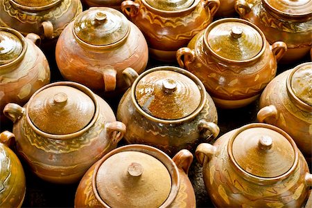 simsearch:400-07054392,k - Traditional Romanian pottery festival, Cucuteni and Horezu ceramics. Photographie de stock - Aubaine LD & Abonnement, Code: 400-04712092