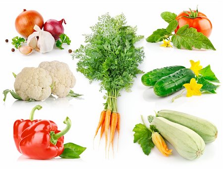 simsearch:400-05664137,k - set fresh vegetables with green leaves isolated on white background Stock Photo - Budget Royalty-Free & Subscription, Code: 400-04713526