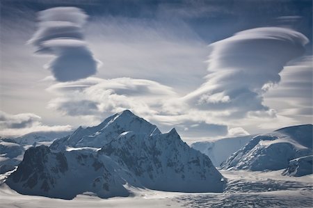 mountain peak  covered with white snow in Antarctica Stock Photo - Budget Royalty-Free & Subscription, Code: 400-04729881