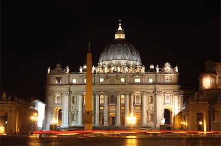 simsearch:400-05369313,k - view of Basilica di San Pietro, night,Vatican City in Rome, Italy Stock Photo - Budget Royalty-Free & Subscription, Code: 400-04720873