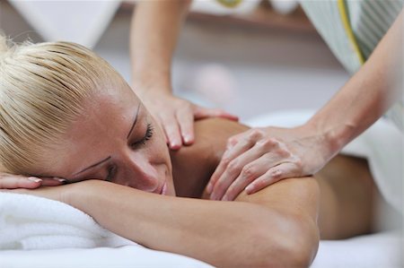 simsearch:400-05352124,k - beautiful young woman at spa and wellness back massage treatment Stock Photo - Budget Royalty-Free & Subscription, Code: 400-04735213