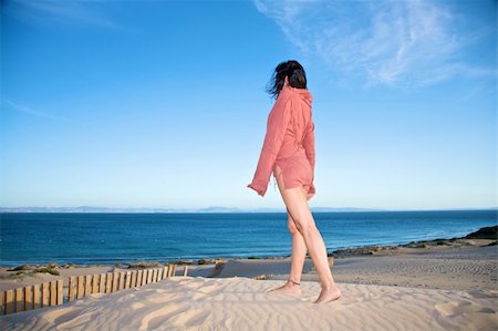 woman at sand dune in spain with african horizon Stock Photo - Budget Royalty-Free & Subscription, Code: 400-04739489