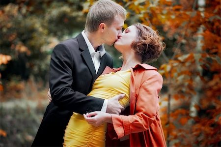 Date in an autumn moscow park Stock Photo - Budget Royalty-Free & Subscription, Code: 400-04745218