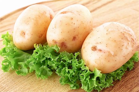 simsearch:400-05370250,k - Potatoes and salad Stock Photo - Budget Royalty-Free & Subscription, Code: 400-04745933