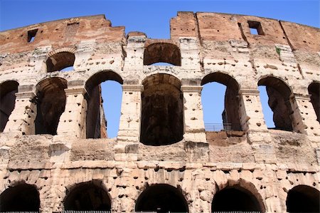 simsearch:400-05314184,k - The Colosseum in Rome, Italy Stock Photo - Budget Royalty-Free & Subscription, Code: 400-04747264