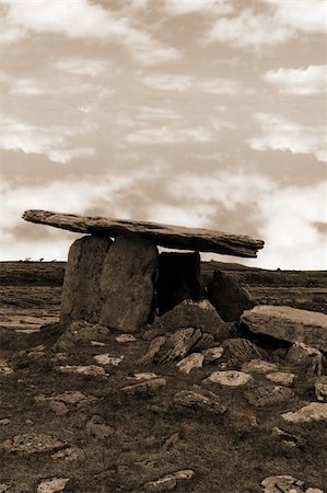 simsearch:400-04032243,k - poulnabrone dolmen historic portal tomb in the burren in county clare Stock Photo - Budget Royalty-Free & Subscription, Code: 400-04774198