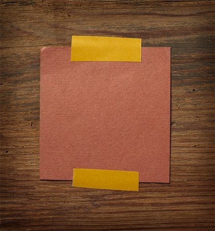 simsearch:400-04560382,k - close up of grunge note paper on wooden background Stock Photo - Budget Royalty-Free & Subscription, Code: 400-04779034