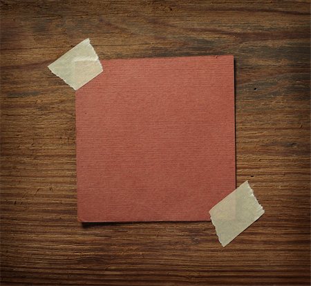 simsearch:400-04560382,k - close up of grunge note paper on wooden background Stock Photo - Budget Royalty-Free & Subscription, Code: 400-04779036