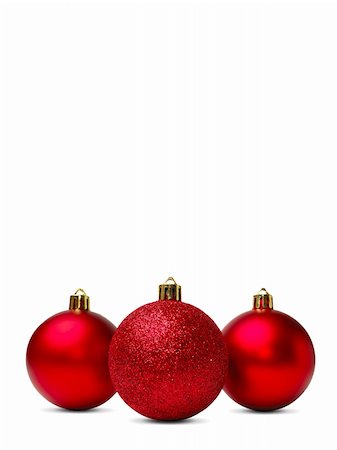simsearch:400-04841877,k - Red christmas balls with snow isolated on white background Stock Photo - Budget Royalty-Free & Subscription, Code: 400-04772310