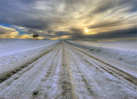 way through the winter landscape Stock Photo - Budget Royalty-Free & Subscription, Code: 400-04786019